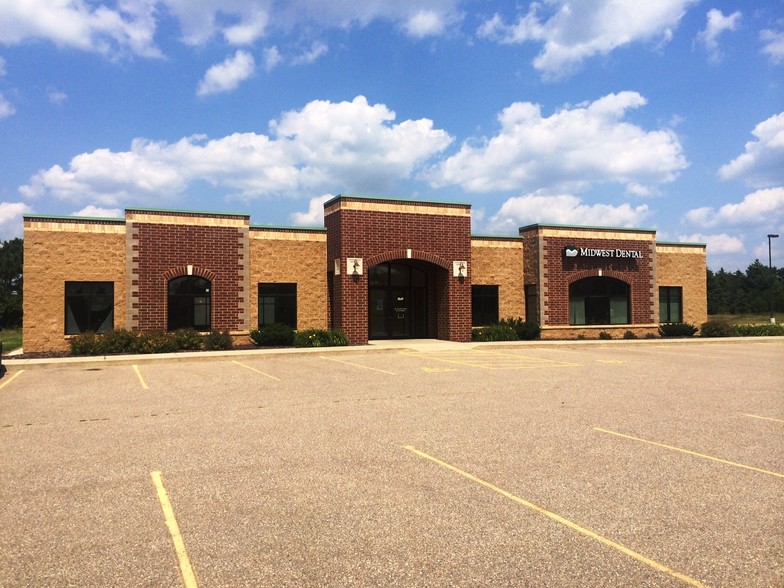 640 23rd St S, Wisconsin Rapids, WI for sale - Building Photo - Image 1 of 1