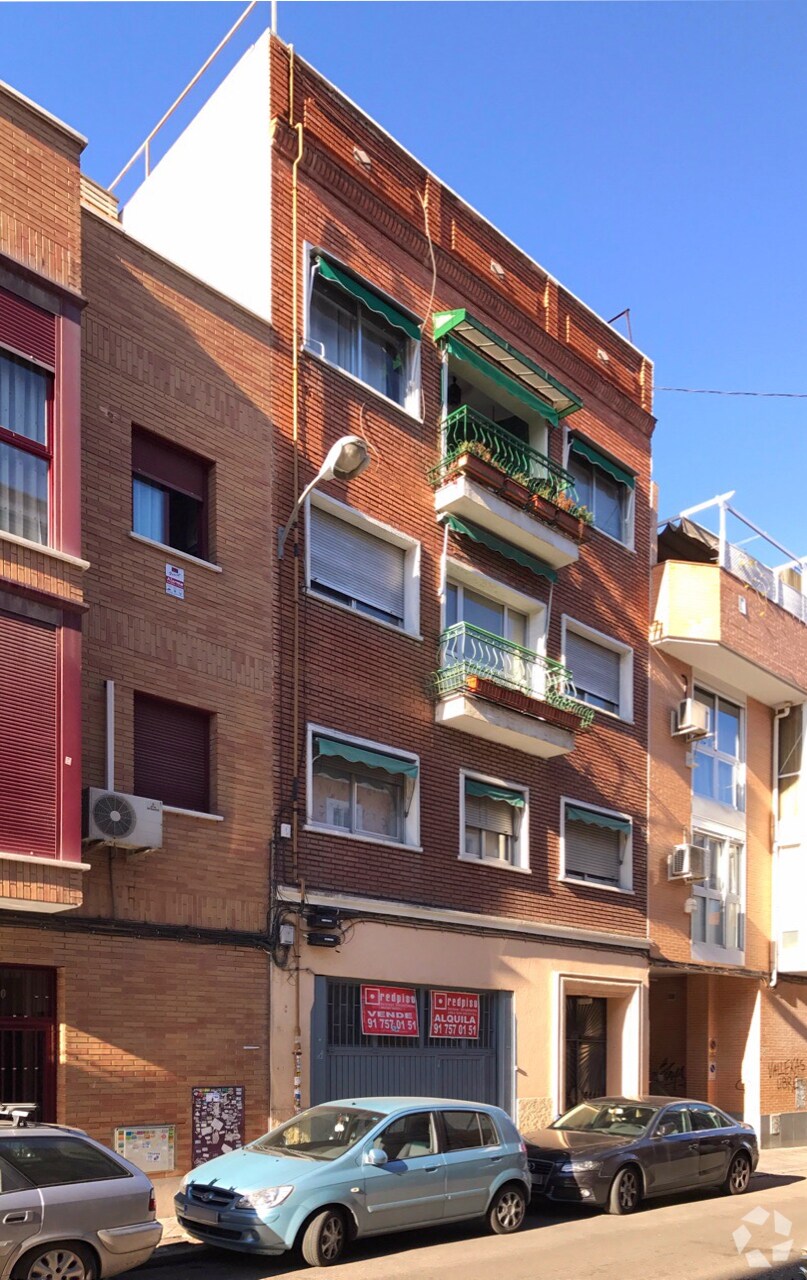 Calle Eduardo Requenas, 38, Madrid, Madrid for sale Building Photo- Image 1 of 1