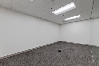 3010 Lyndon B Johnson Fwy, Dallas, TX for lease Interior Photo- Image 2 of 7