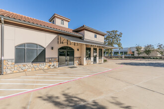 300 S Nolen Dr, Southlake, TX for lease Building Photo- Image 2 of 3