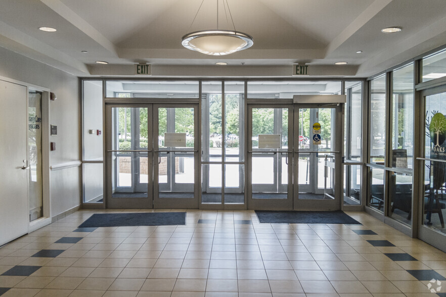 4201 Mitchellville Rd, Bowie, MD for lease - Lobby - Image 3 of 8