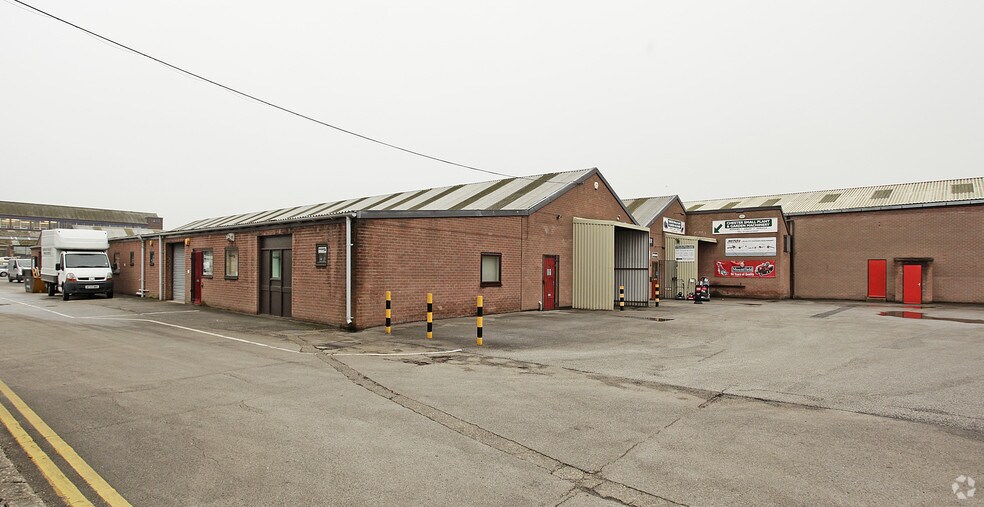 River Ln, Chester for lease - Building Photo - Image 3 of 6