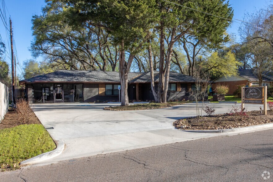 408 Wilson Rd, Conroe, TX for sale - Primary Photo - Image 1 of 1