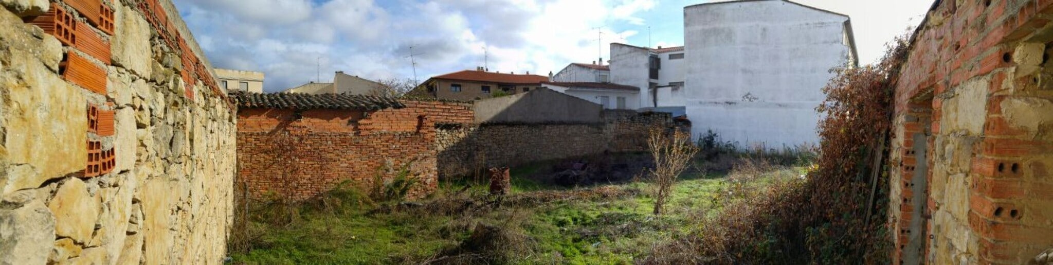 Land in Salamanca for sale Building Photo- Image 1 of 8