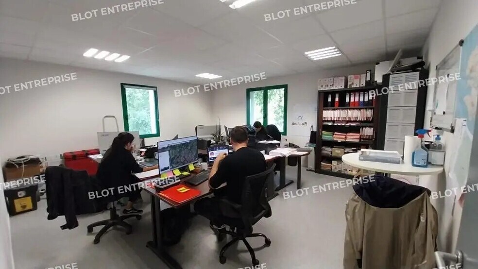 Office in Saint-Malo for lease - Interior Photo - Image 3 of 4