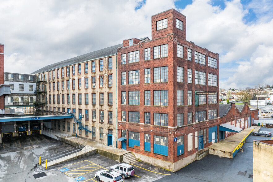 401 E 4th St, Bridgeport, PA for sale - Primary Photo - Image 1 of 1