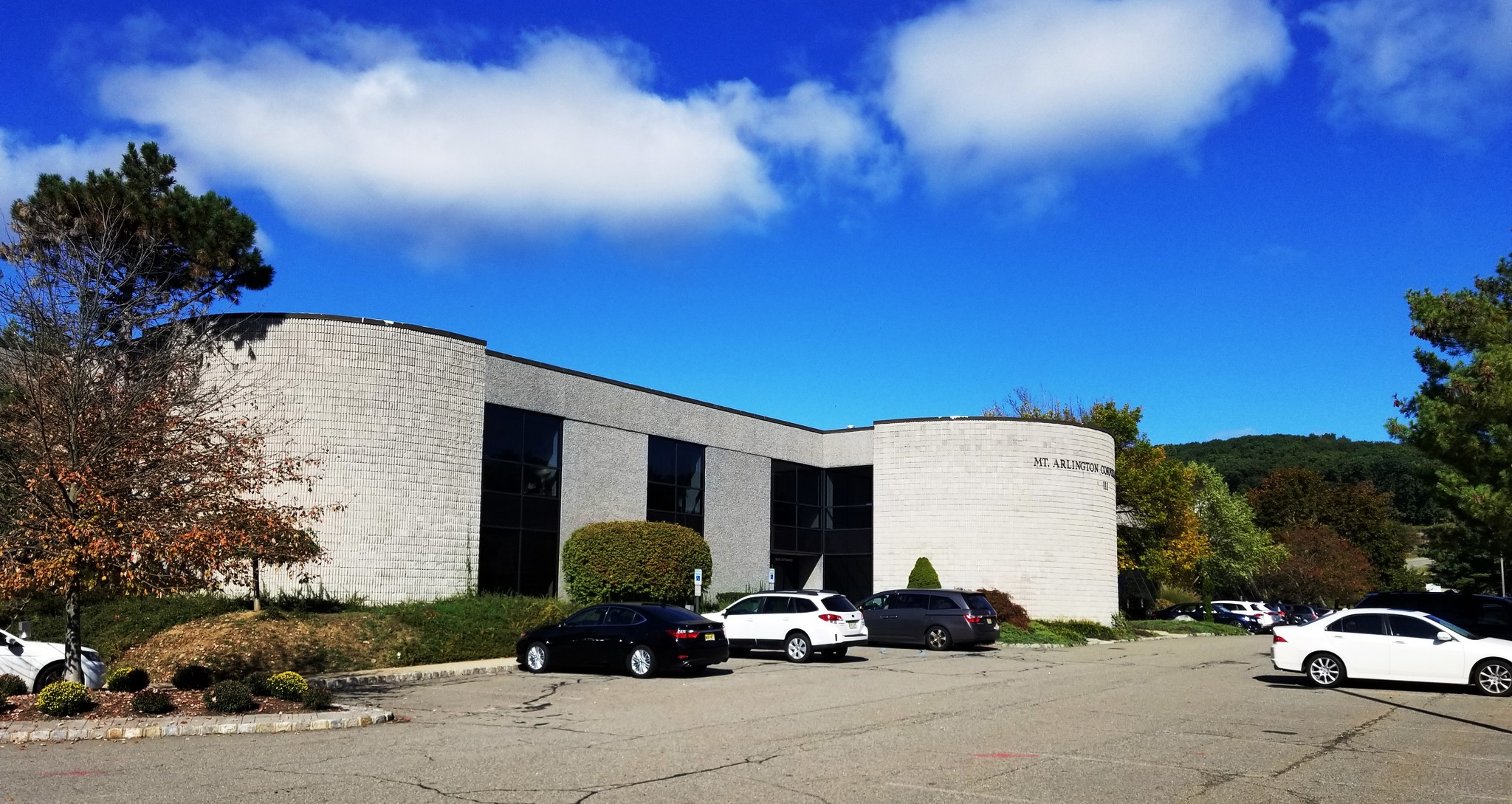 111 Howard Blvd, Mount Arlington, NJ for lease Building Photo- Image 1 of 25