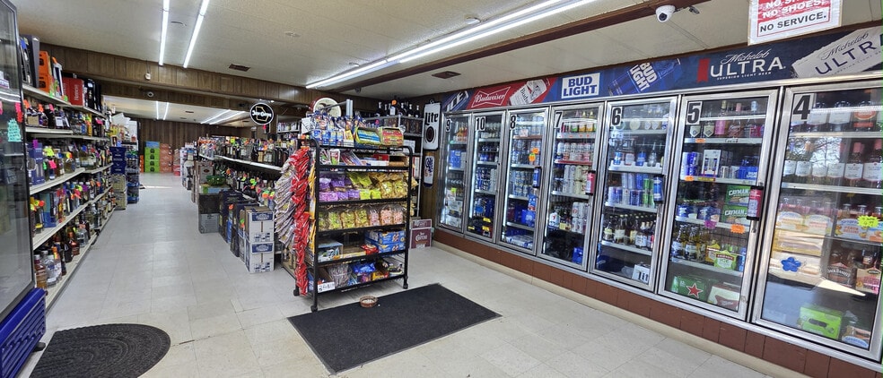 1301 N Hill St, Griffin, GA for sale - Building Photo - Image 2 of 7