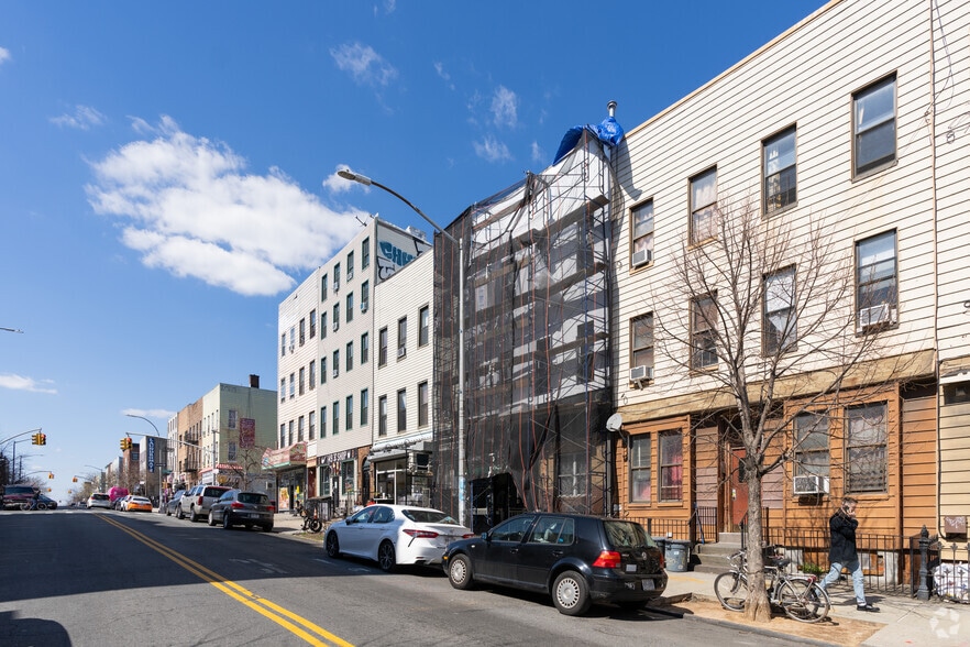 153 Wilson Ave, Brooklyn, NY for sale - Building Photo - Image 3 of 5