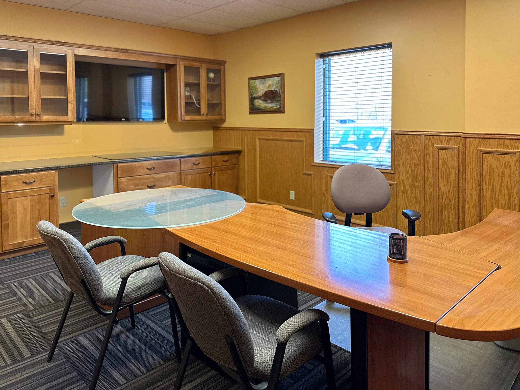 1360 E County Road E E, Vadnais Heights, MN for lease Building Photo- Image 1 of 19