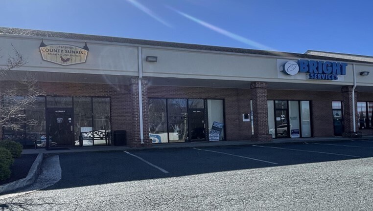 2225 Lakeside Dr, Lynchburg, VA for sale - Building Photo - Image 1 of 1