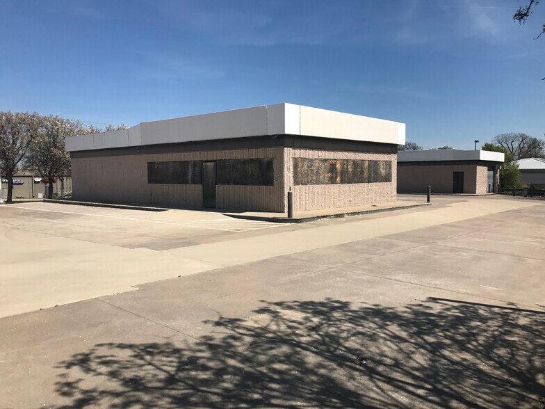 2001 W Wall St, Grapevine, TX for sale - Building Photo - Image 1 of 1