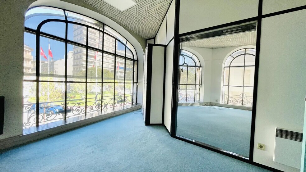 168 Avenue Maréchal Leclerc, Chambéry for sale - Building Photo - Image 3 of 9