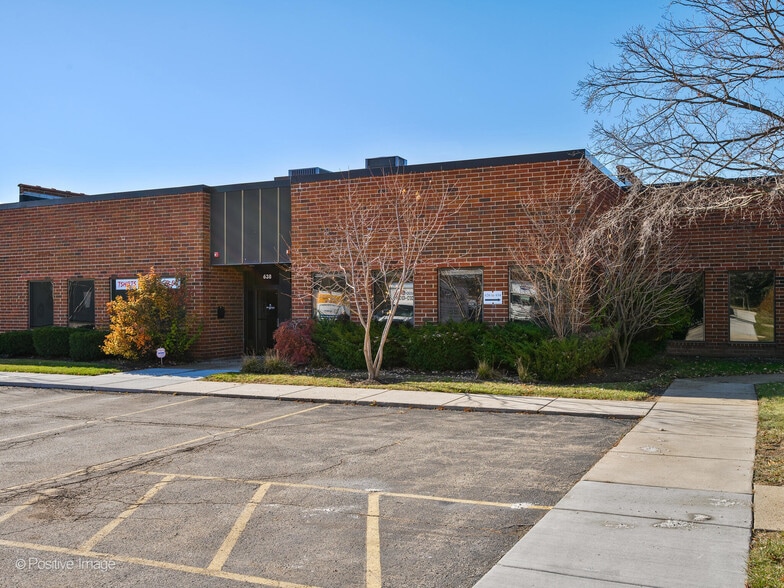 610-642 Anthony Trl, Northbrook, IL for sale - Building Photo - Image 2 of 29
