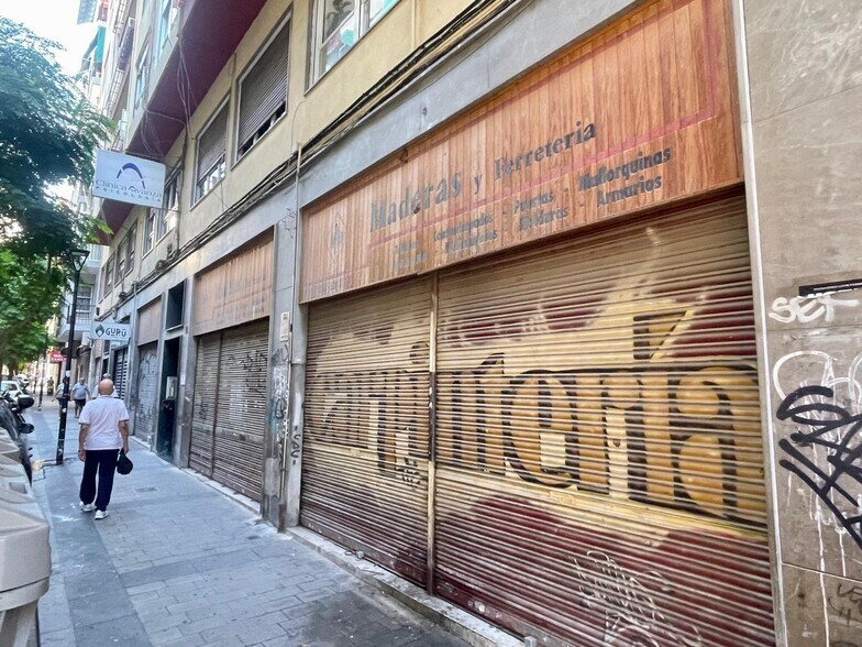 Retail in Alicante, Alicante for sale - Building Photo - Image 1 of 20