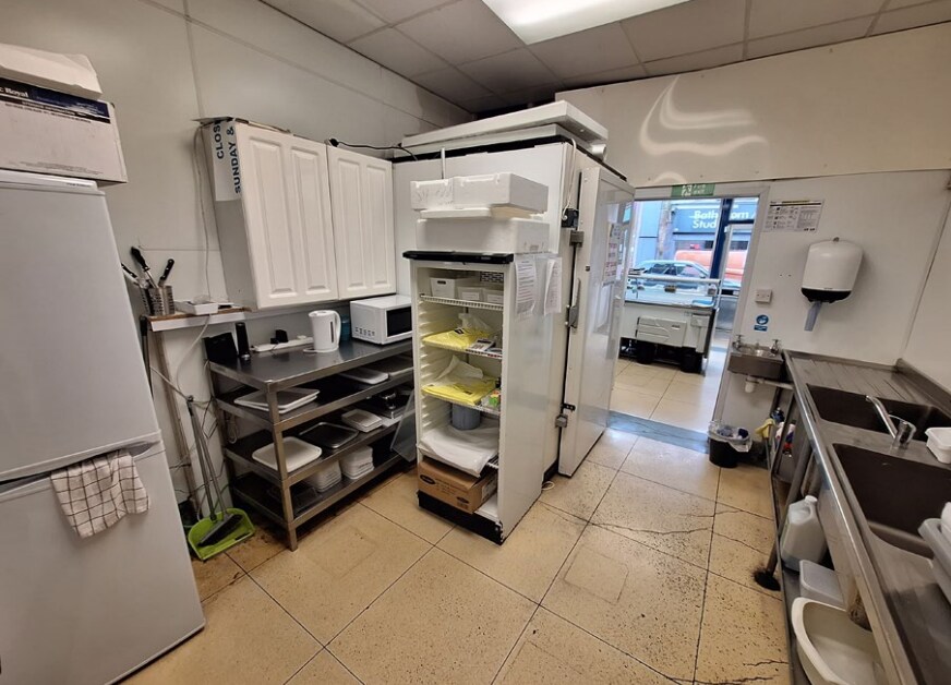 9 Hopetoun St, Bathgate, EH48 4PA Retail for Lease