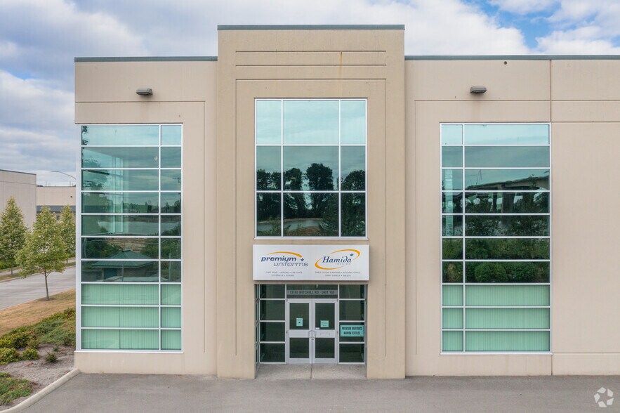 13180 Mitchell Rd, Richmond, BC for lease - Building Photo - Image 2 of 6