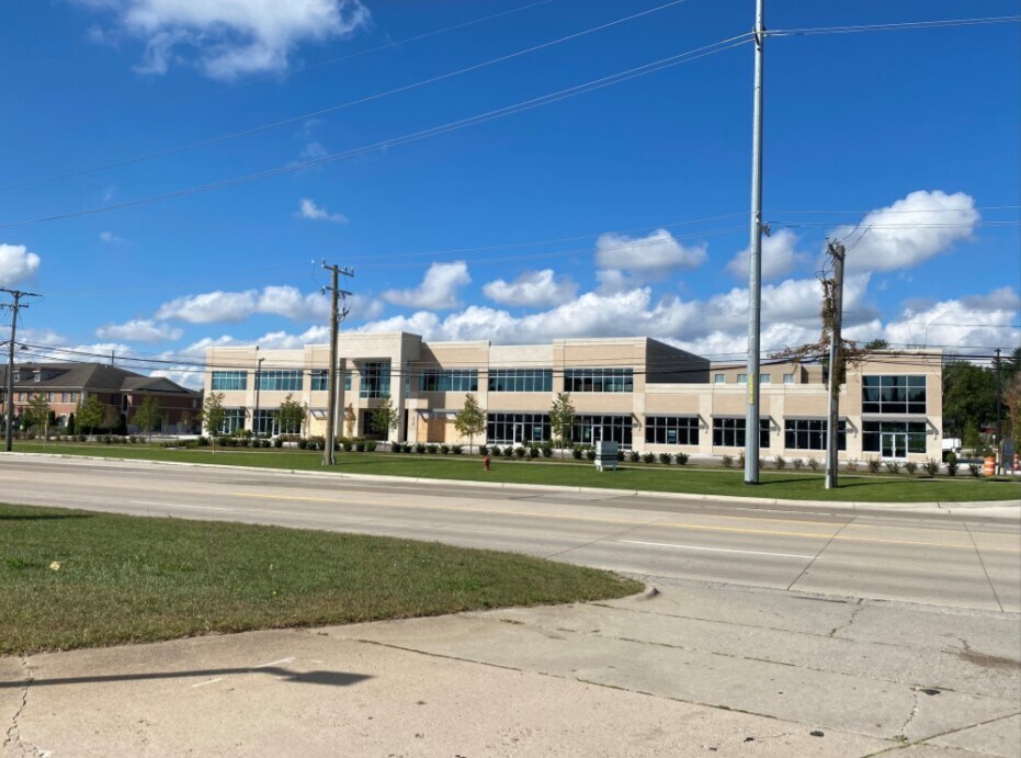 3784 S Rochester Rd, Rochester Hills, MI for sale Primary Photo- Image 1 of 1
