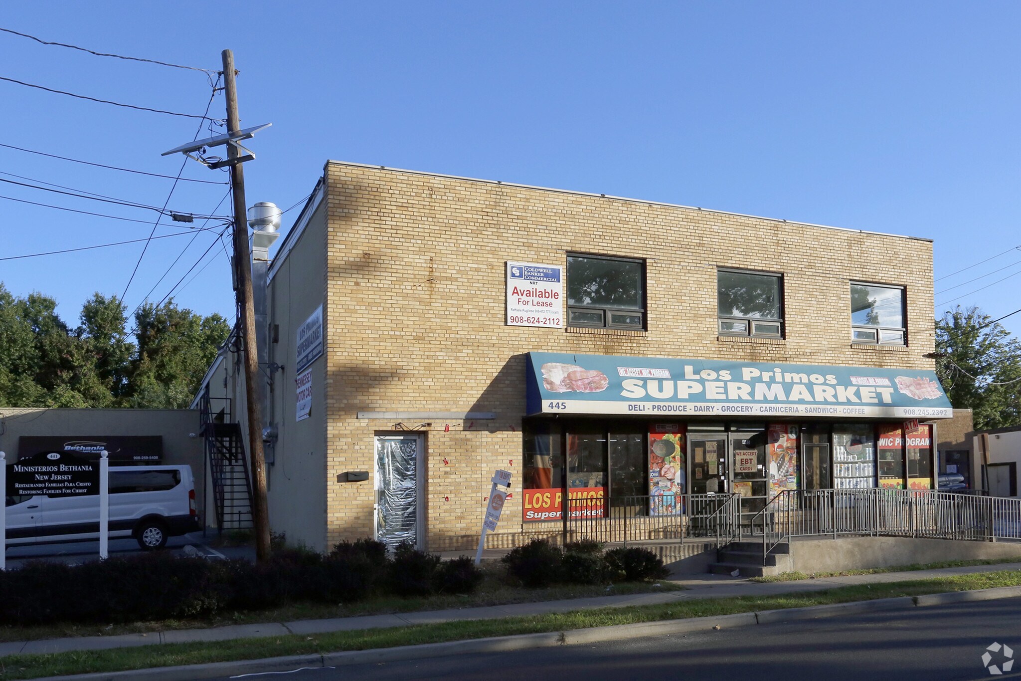 441449 E 1st Ave, Roselle, NJ 07203