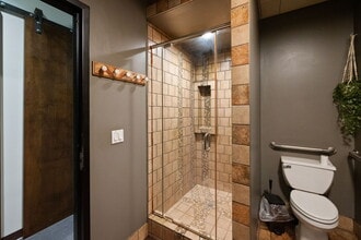 300 E State St, West Lafayette, IN for lease Interior Photo- Image 2 of 17