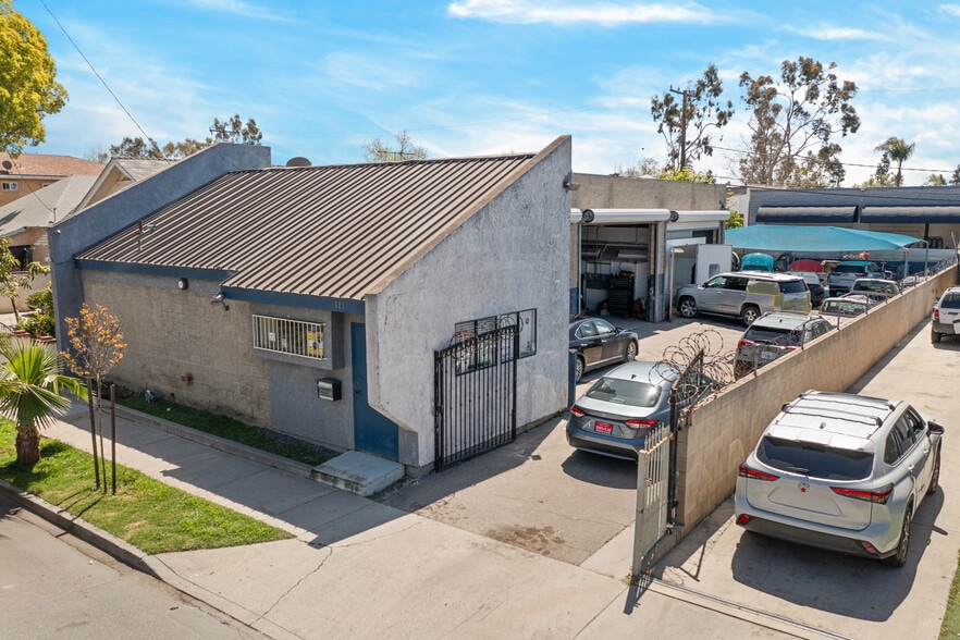 620 E 2nd St, Santa Ana, CA for sale - Building Photo - Image 1 of 22