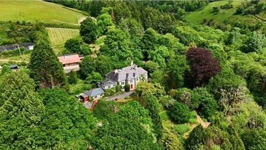 Hotel, Muddiford, DEV - AERIAL map view
