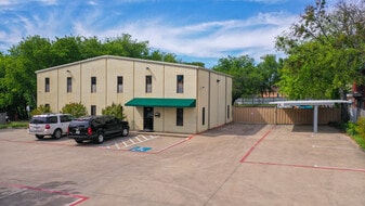 4207 Broadway Ave, Haltom City TX - Warehouse