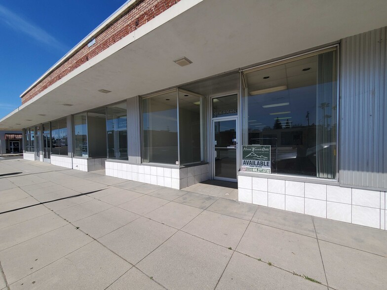 236-244 Robertson Blvd, Chowchilla, CA for lease - Building Photo - Image 1 of 15