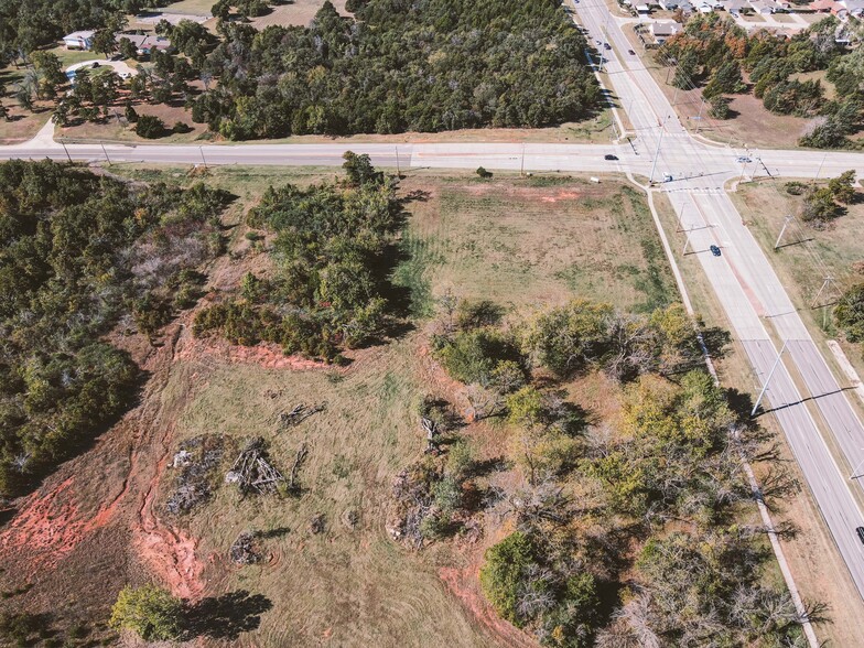 SE 15th and S Westminister Rd, Oklahoma City, OK for sale - Aerial - Image 3 of 13