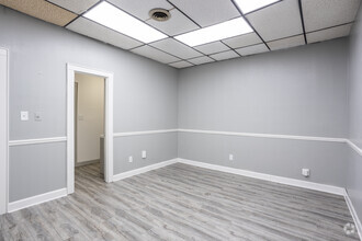 2945 Stone Hogan Connector Rd, Atlanta, GA for lease Interior Photo- Image 2 of 12