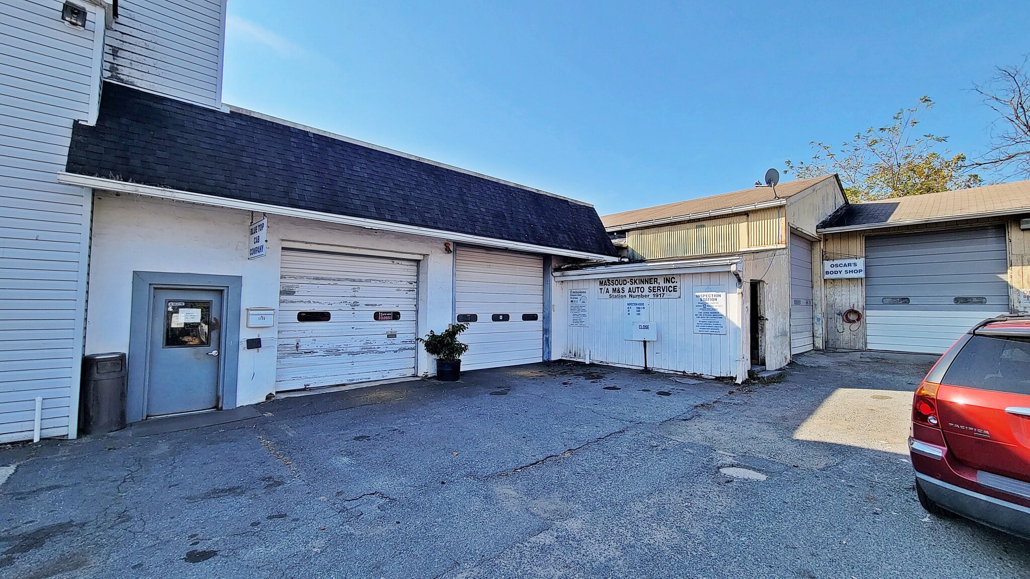 1115 W Broad St, Falls Church, VA for lease Building Photo- Image 1 of 5