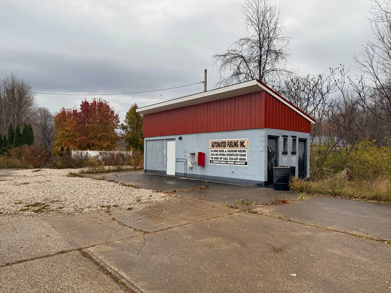 14845 Ridge rd, West Springfield, PA for sale - Primary Photo - Image 1 of 6