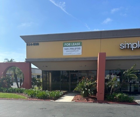 514-538 W Katella Ave, Orange, CA for lease - Building Photo - Image 2 of 5