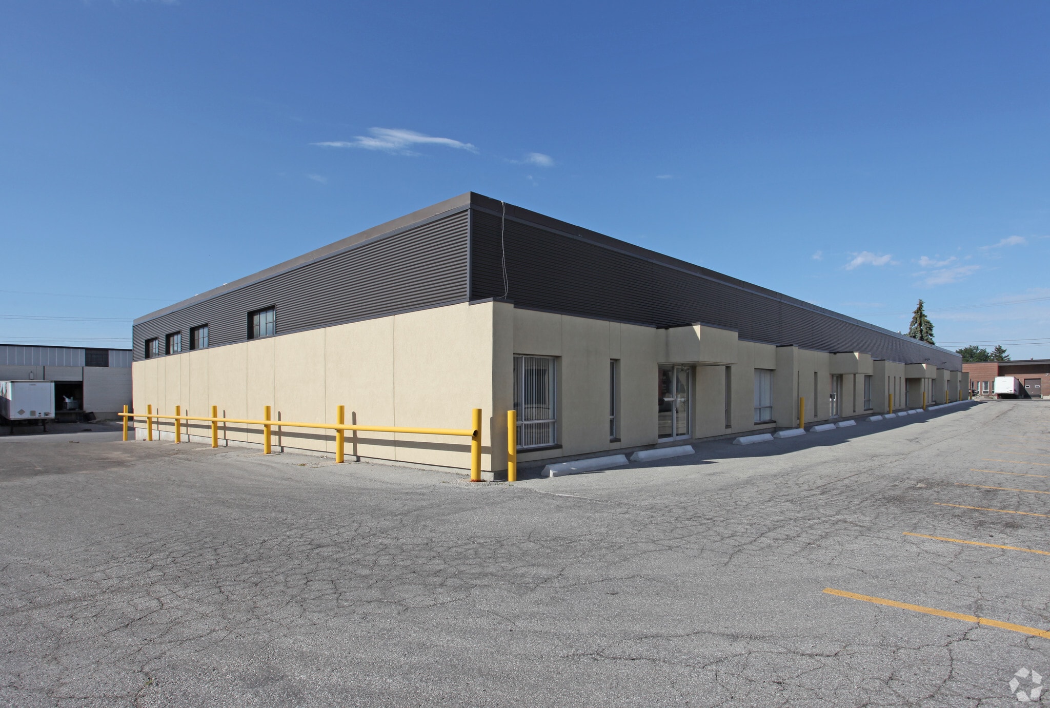 365 Flint Rd, Toronto, ON for sale Primary Photo- Image 1 of 1