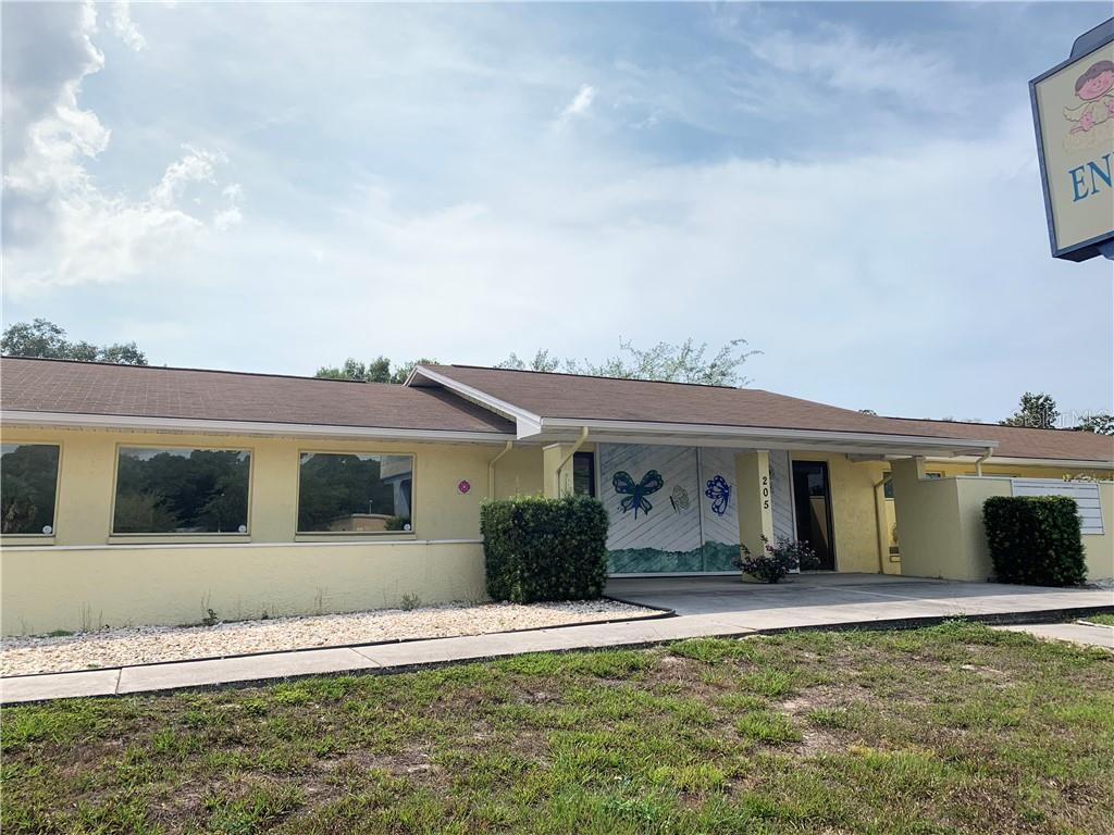205 S US Highway 41, Ruskin, FL 33570