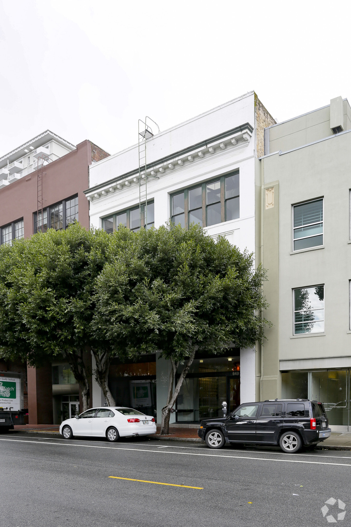 649 Front St, San Francisco, CA for lease Building Photo- Image 1 of 60