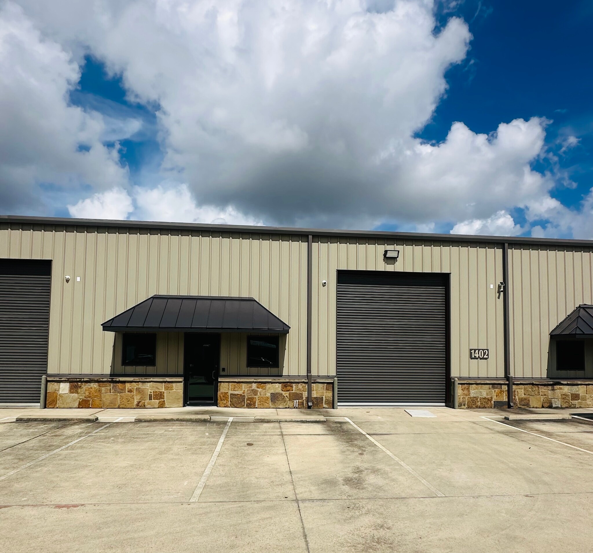 25702 Aldine Westfield Rd, Spring, TX for lease Building Photo- Image 1 of 1