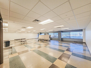 301 W Bay St, Jacksonville, FL for lease Interior Photo- Image 1 of 14