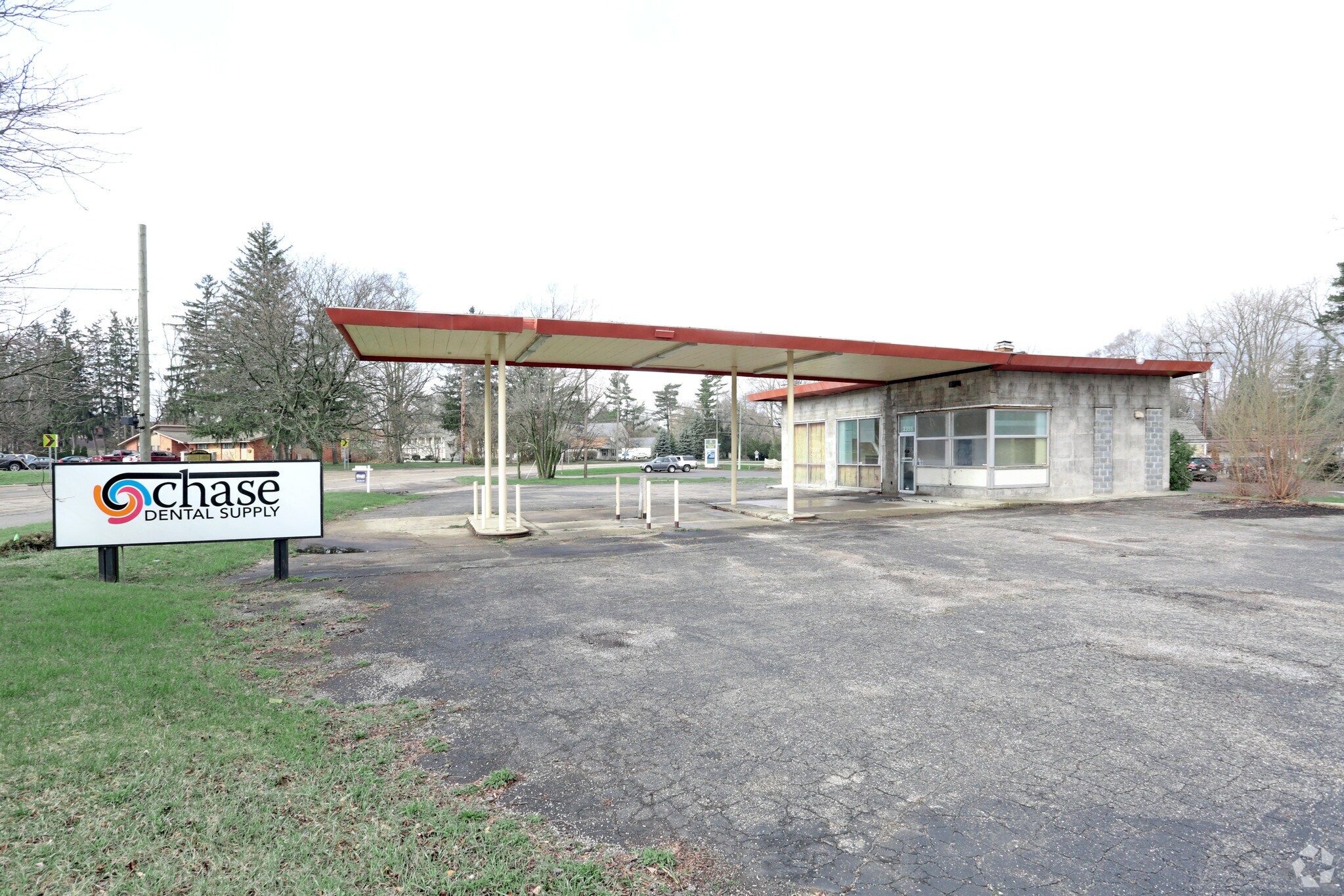 2355 S Commerce Rd, Wolverine Lake, MI for sale Primary Photo- Image 1 of 1