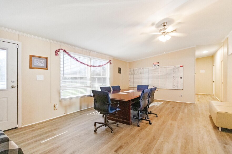 183 Mathis Dairy Rd, Huntsville, TX 77340 Versatile Use 10 ac