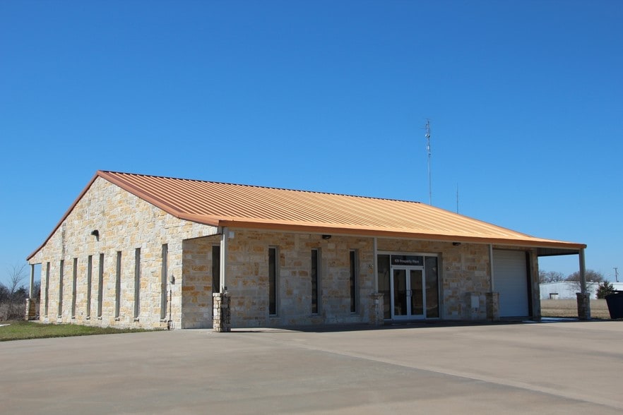 109 Prosperity, Emory, TX 75440