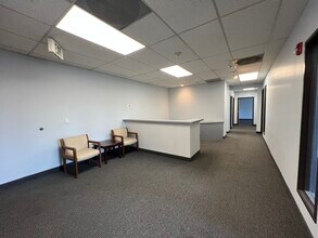 5730 E Otero Ave, Centennial, CO for lease Interior Photo- Image 2 of 7