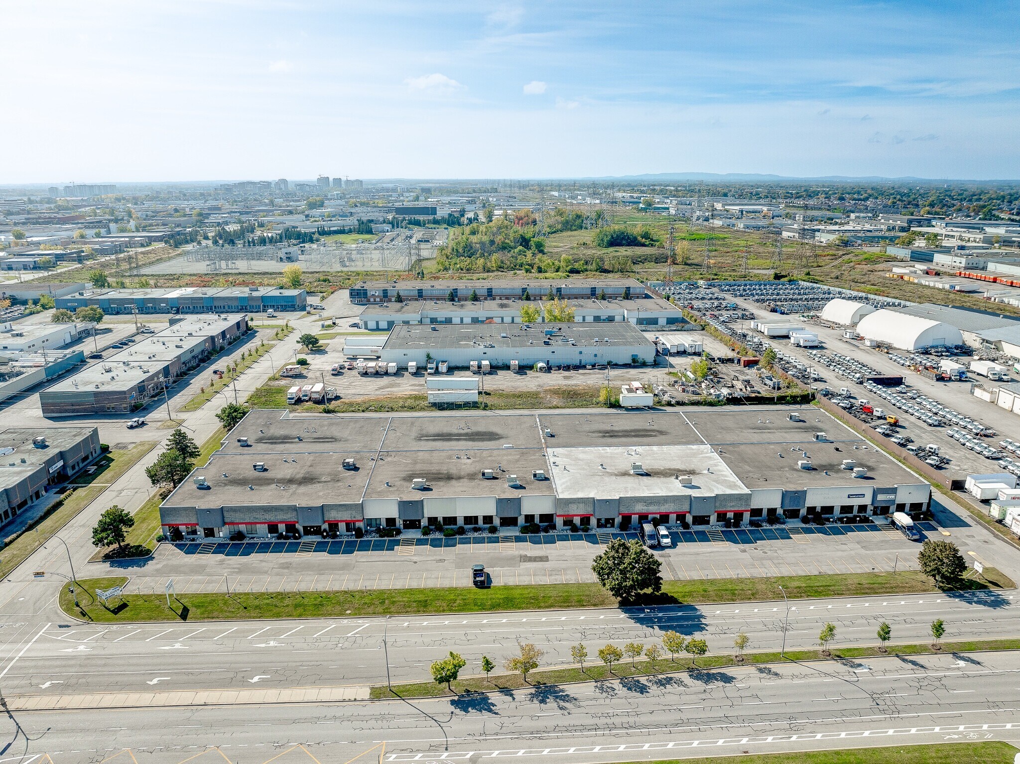 3420-3480 Boul Industriel, Laval, QC for lease Building Photo- Image 1 of 12