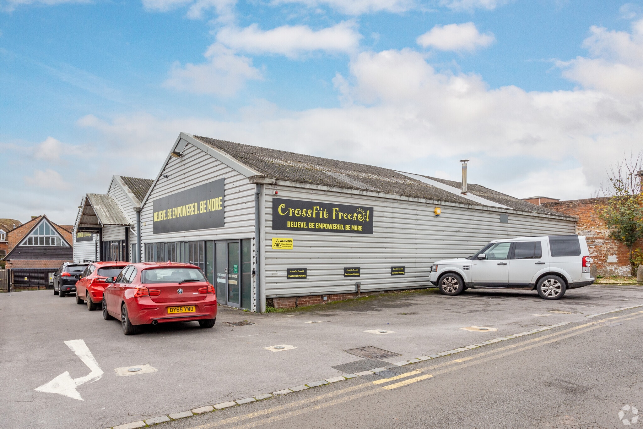 Pelican Ln, Newbury for sale Primary Photo- Image 1 of 1