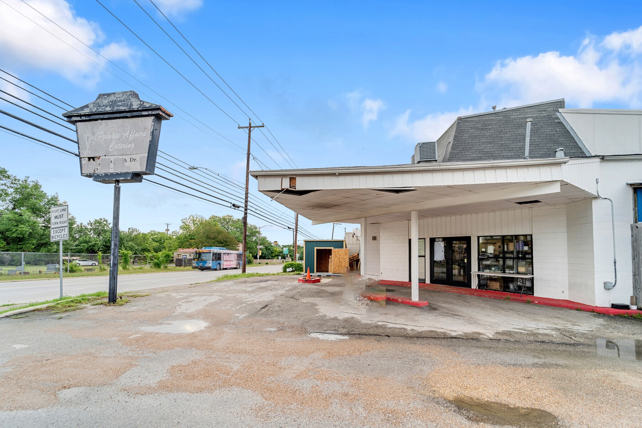 2823 Hancock Dr, Austin, TX for sale Building Photo- Image 1 of 1