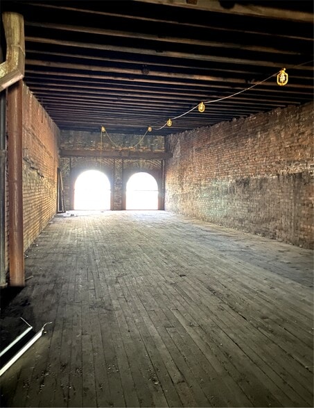 313 Main St, Evansville, IN for sale - Building Photo - Image 2 of 15