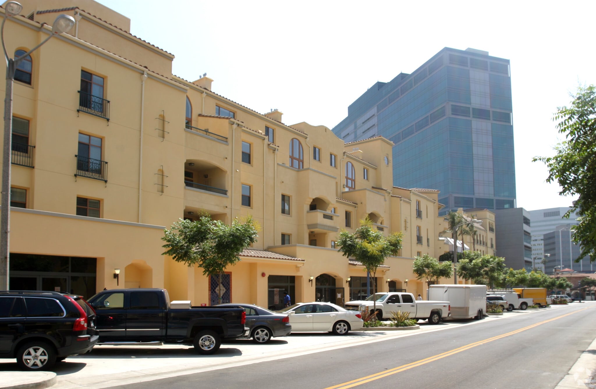 Glendon Ave, Los Angeles, CA 90024 The Glendon of Westwood