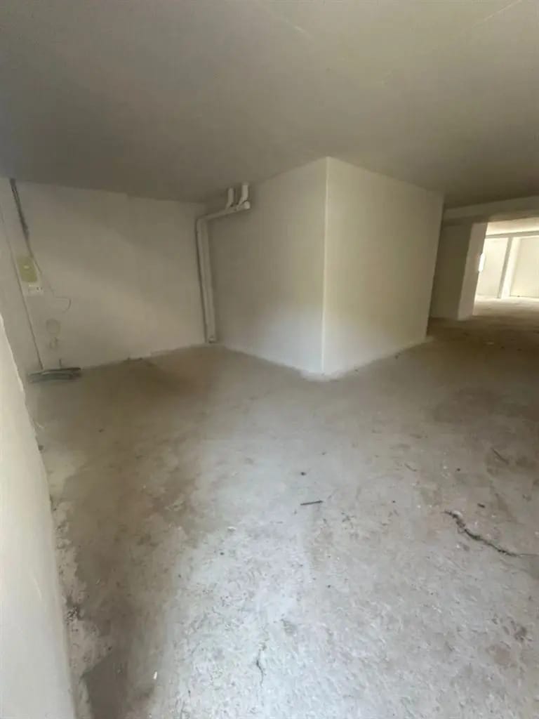 Retail in Fontenay-sous-Bois for lease Building Photo- Image 1 of 8