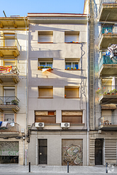 Carrer de Cai Celi, Barcelona, Barcelona for sale - Primary Photo - Image 1 of 1