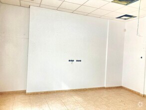 Retail in Colmenar Viejo, Madrid for lease Interior Photo- Image 2 of 7